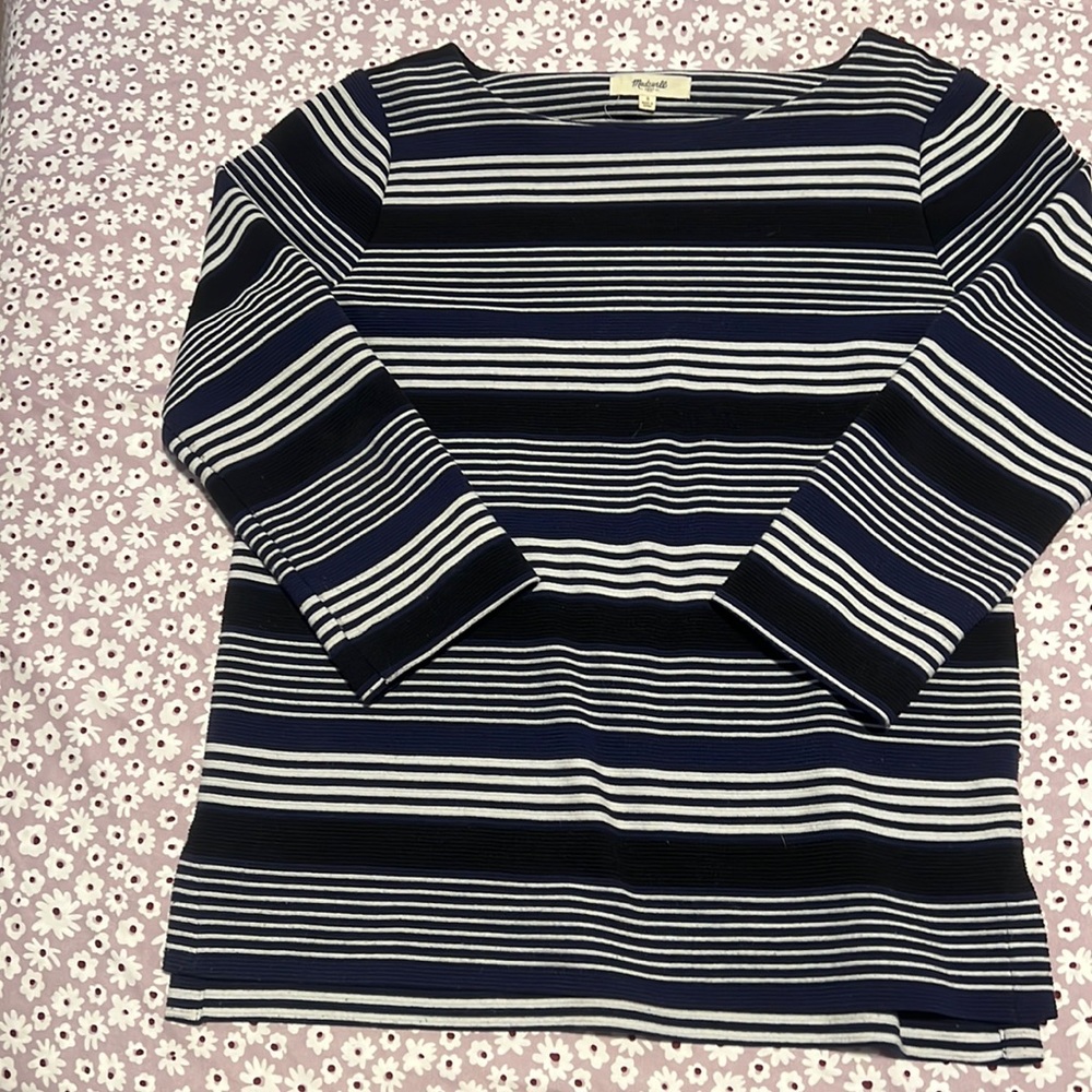 3/4 Length Top